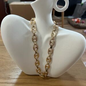 Elegant Gold Chain Necklace